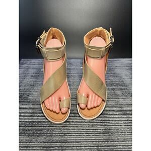 Free People Vale Size 7 Gray/Brown Leather Boot Sandals/#Q/ EUC!